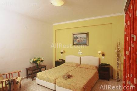 Alexandra Beach Hotel & Bungalows 18